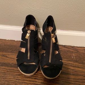 Target black wedges